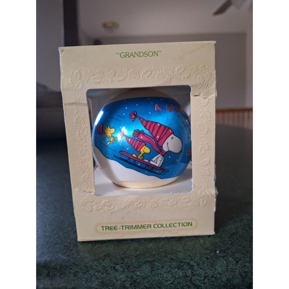 VINTAGE 1979 PEANUTS SNOOPY CHRISTMAS ORNAMENT GRANDSON BALL HALLMARK